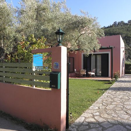 Ionian Breeze Studios Frinion Luaran gambar